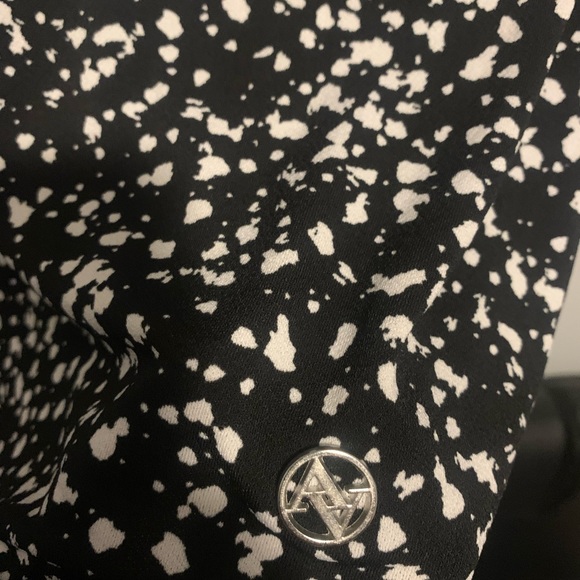 Clearance ADRIENNE VITTADINI SIZE MEDIUM WOMENS TOP - Picture 3 of 6